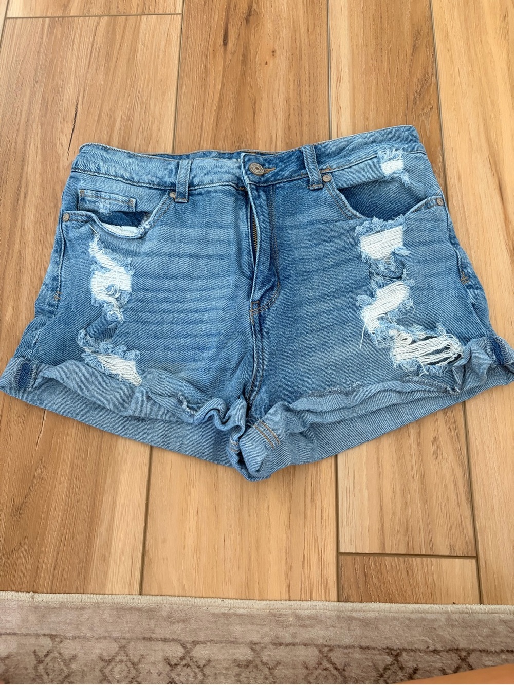 Rewash Light Blue Distressed Mom Jean Shorts